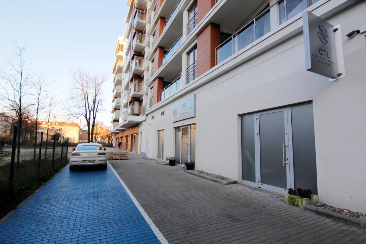 Blue River - Pulaskiego B - Private Apartment Wroclaw Bagian luar foto